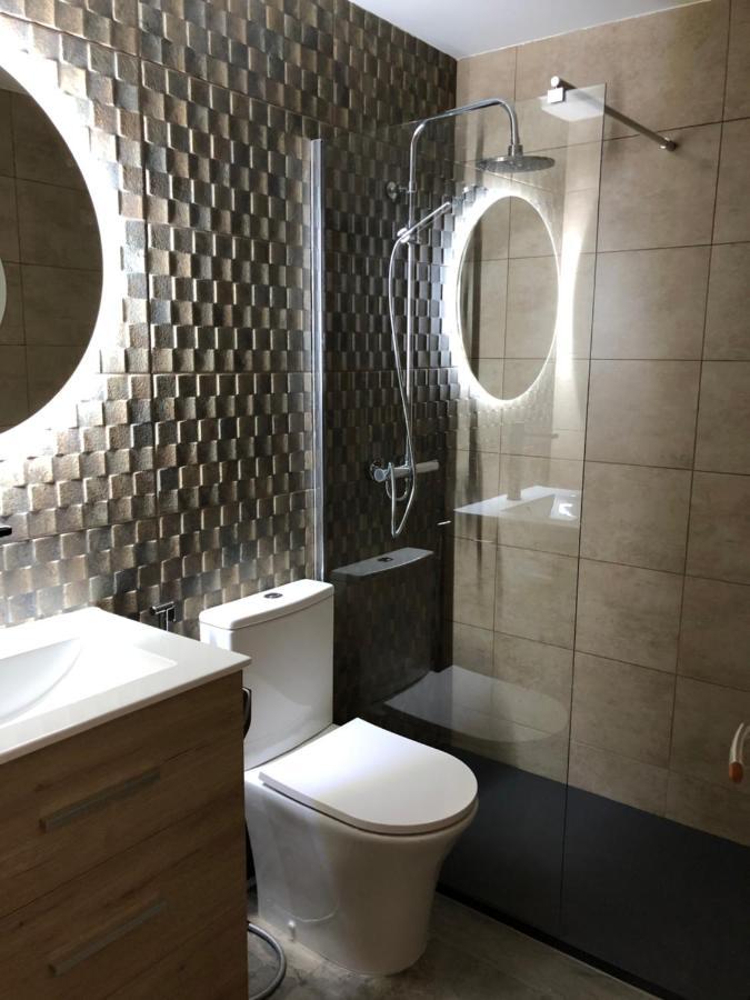 Villa Oasis Costa Brava โยเรตเดมาร์ ภายนอก รูปภาพ